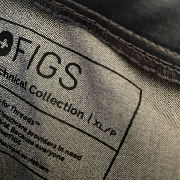 Figs Graphite XL Limited edition top, PXL Zamora joggers. Set only - Picture 4 of 4